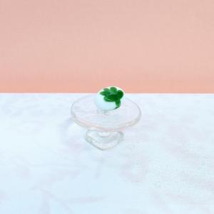 ガラス細工 かしわ餅(ミニ) ミニチュア 雑貨...の詳細画像1