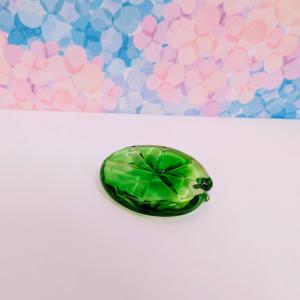 ガラス細工 蓮の葉(M)ミニチュア 雑貨 置物 ...の商品画像