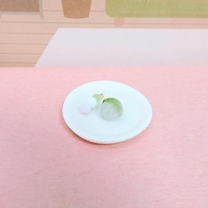 ガラス細工 桜もち(ミニ)と3色団子(お皿付)...の詳細画像1