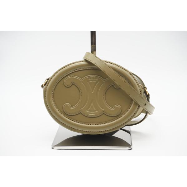 ★3日以内返品可★ 極美品 CELINE セリーヌ トリオンフ オーバルパース キュイル レザー シ...