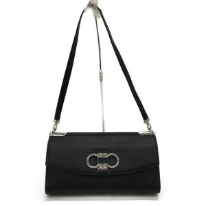 サルヴァトーレフェラガモ Salvatore Ferragamo ショルダーバッグ