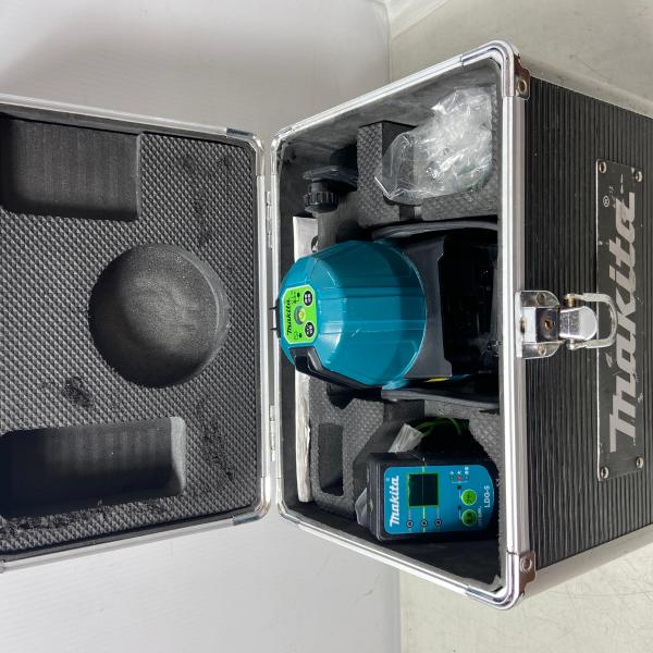 ΦΦ MAKITA マキタ  レーザー墨出し器 SK20GD ブルー 傷や汚れあり