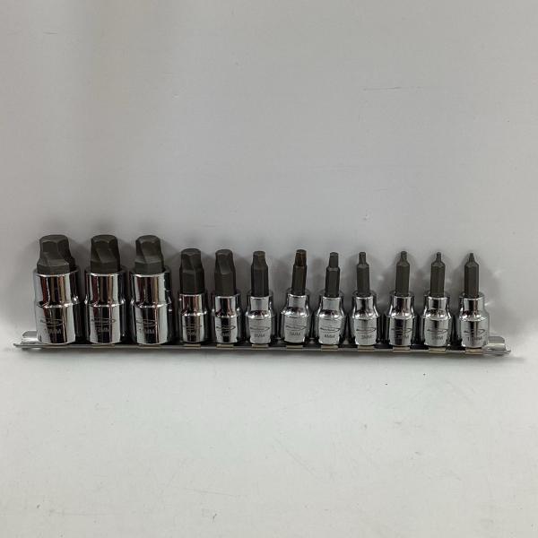 Blue Point ビットソケット  STCAEBS12 12個+ホルダー ヘクスエキストラクター...