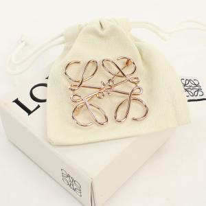 新品 新作2026 正規品 LOEWEアナグラムブローチ ロープ編ゴールドロエベ LOEWE（ロエベ） ブローチ LOEWE ANAGRAM ROPE BROOCH アナグラム