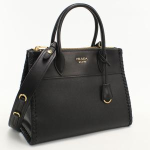PRADA（プラダ） 三角ロゴプレート チェーン トートバッグ ショルダー