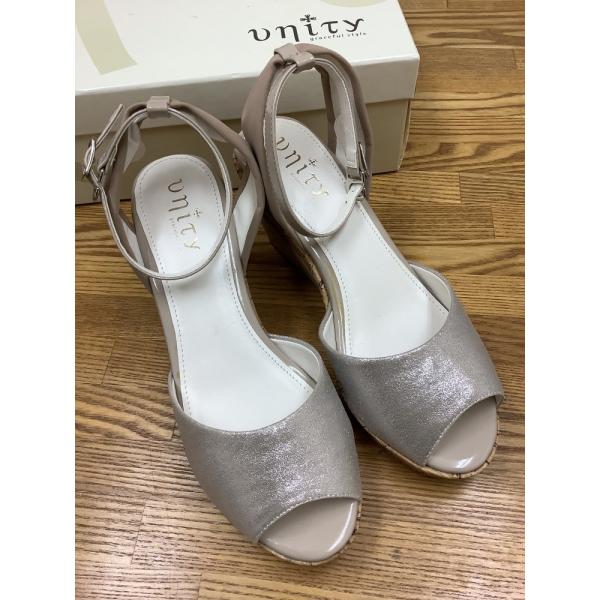 unity　unity 未使用 シルバー&amp;ベージュサンダル サイズ23