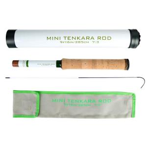 M MAXIMUMCATCH Maxcatch Tenkara rod テンカラロッド 渓流竿 フライフィッシングロッド伸縮 カーボンチュー｜bisuta