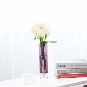 花瓶フラワー・フラワーベース　シリンダー（紫）　白バラ7本｜biz-hana