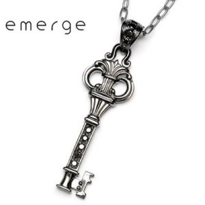 emerge / エマージュ　ゴシックキーペンダント　ブラックコーティング