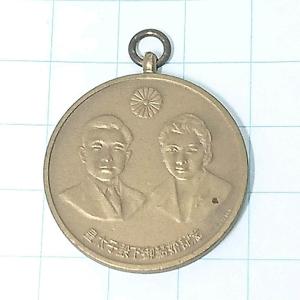 送料無料)1976 モントリオールオリンピック 記念メダル A13892