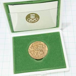 送料無料)1976 モントリオールオリンピック 記念メダル A13892