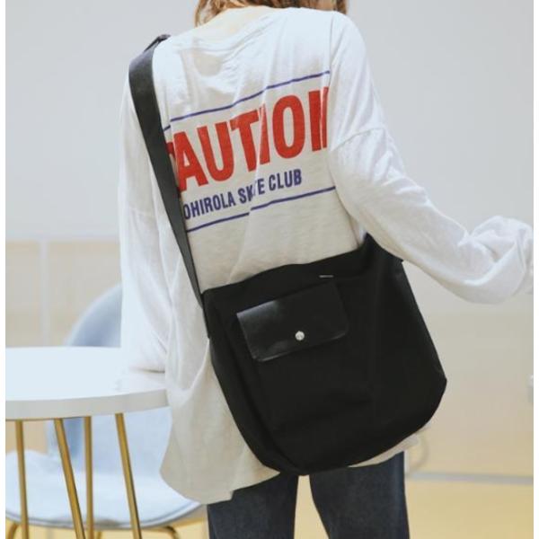 ショルダーバッグ メンズ レディース 斜めがけ 軽量 韓国 a4 ポケット多め 黒 ブラック