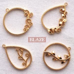 BLAZE 4個セット カボション スクエア 小さめ 箔入り ハンドメイド