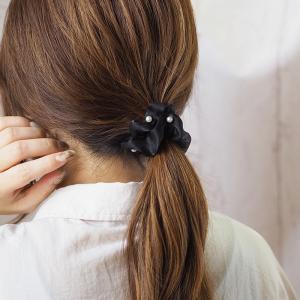 シュシュ シャイニー サテン パール付 ヘアア...の詳細画像3