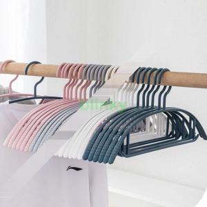 木製ハンガー 洋服ハンガー 20本組 ハンガー 木製 滑らかに仕上げた
