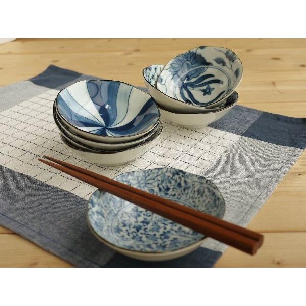 染付絵変り　８客小付鉢揃