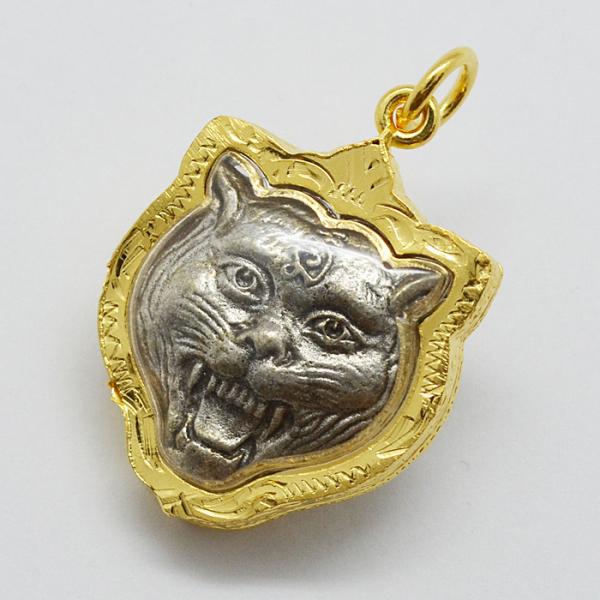 プラクルアン 虎 タイガー GOLD 金 神様 ゴールド チャーム お守り タイ ペンダント アクセ...