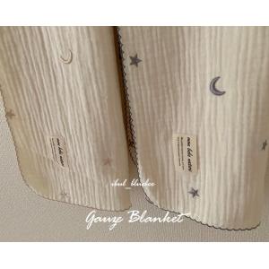 星と月の刺繍 　3重ガーゼ　ブランケット　Ｓサイズ　2color
