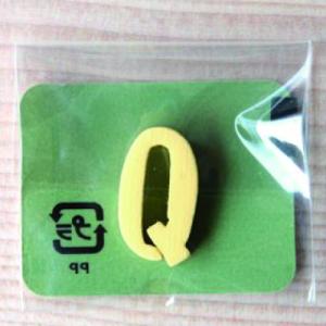 ミニカラー ローマ字イエロー Q 日本