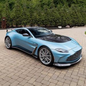 ボディエアロセット V12 スタイル カーボン...の詳細画像1