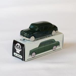 DINKY ディンキー ルノー　4L 　フランス製　ミニカー　トミカ DINKY TOYS 1/43 ルノー キャトル 4L ブルー RENAULT 復刻版 ATLAS 518