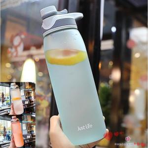 大容量 水筒 直飲み プラスチックボトル 体操 ヨガ トレーニング 600ml 800ml 水筒 軽い 便利 オシャレ ins風 子供 大人 運動水筒 スポーツ ボトル コップ｜blvlstore