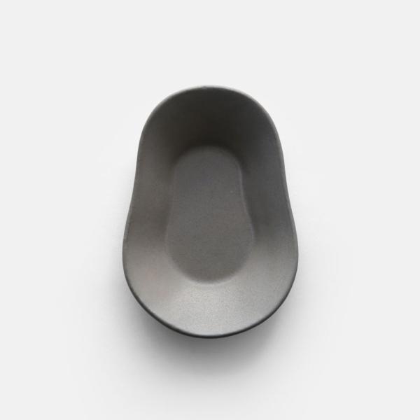 3RD CERAMICS[サードセラミックス] / おつまみ皿 G (チャコール) | 和食器/プレ...