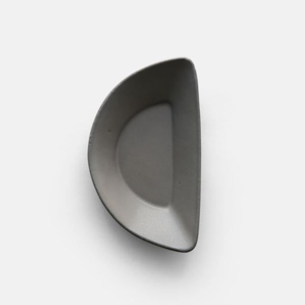 3RD CERAMICS[サードセラミックス] / おつまみ皿 H（チャコール）【和食器/プレート/...