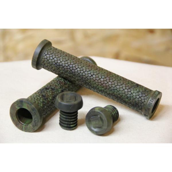 BMX グリップ WETHEPEOPLE RAPTOR GRIPS CAMO　送料無料　