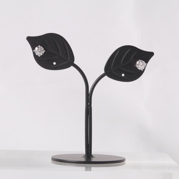 at.ginza 高級ジルコニア ピアス5mm 　４本丸爪・四角型石座　おしゃれ かわいい レディー...