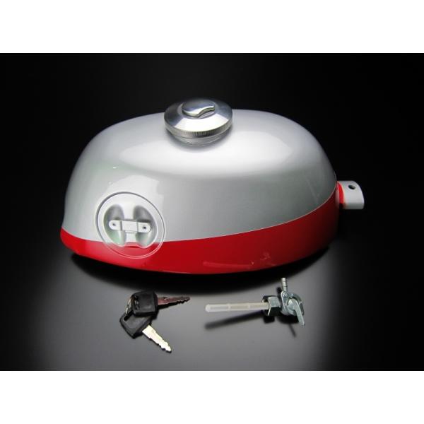 モンキーZ50A 社外品燃料タンク・レッド/シルバー