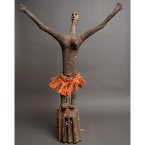 アフリカ ナイジェリア イボ族 マスク（仮面） No.106 木彫り