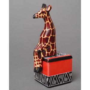 アフリカ　ケニア　お座りアニマル Sサイズ（キリン）