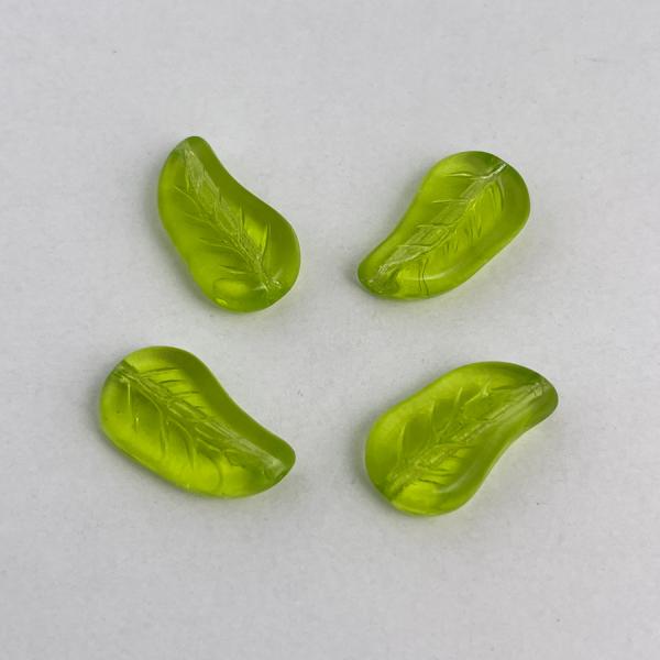 【2024秋の新商品】リーフ 15x8mm ペリドット