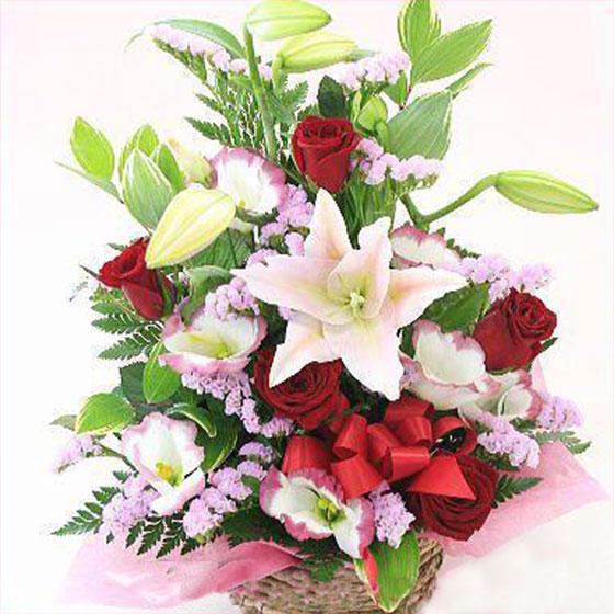 フラワーアレンジメント 誕生日 花 アマトゥール  [生花アレンジメント]