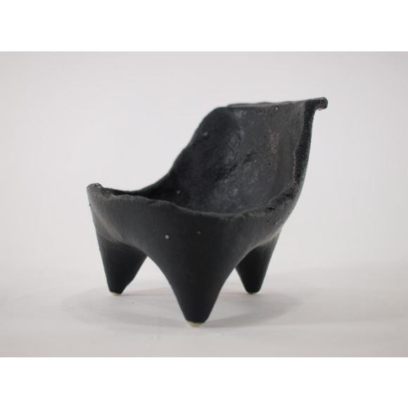 盆栽鉢 2号 黒マット苔玉チェアー ミニ 小 豆盆栽 ミニ盆栽 小さい 陶器 植え替え鉢おしゃれかわ...