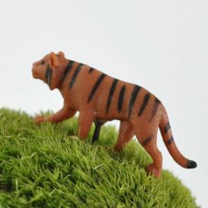アニマルピック タイガー テラリウム 苔庭 多肉植物