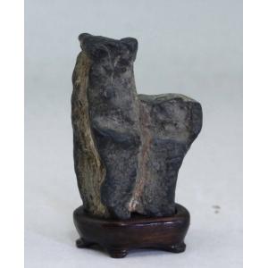 黒鞍馬石製庭伽藍 庭伽藍