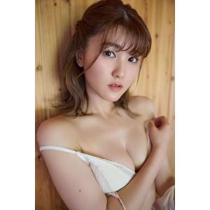 〔予約〕岡田ちほ1st写真集 ボーダーライン/岡田ちほ