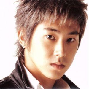 My Destiny(ジャケット表B(全員)×裏G(YUNHO))/東方神起