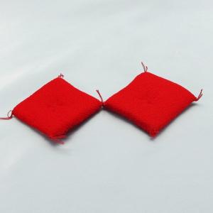 ちりめん座布団/手作り座布団　赤　約７ｃｍ角デイスプレに最適！！