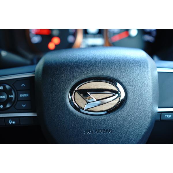 ダイハツ ステアリングエンブレム 天然木ステッカー ウォールナット リアルウッド ハンドル 突板 L...