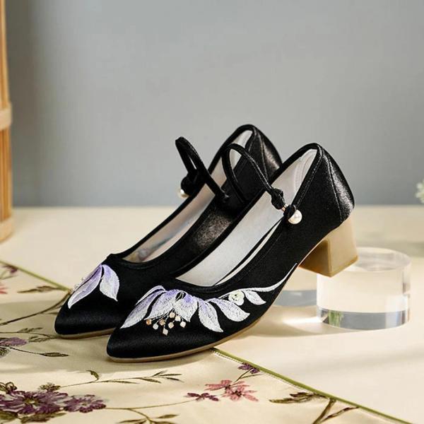 レディースパンプス 靴 布靴 花刺繍 チャイナ靴 ストラップ靴 アーモンドトゥ 中華刺繍 チャンキー...