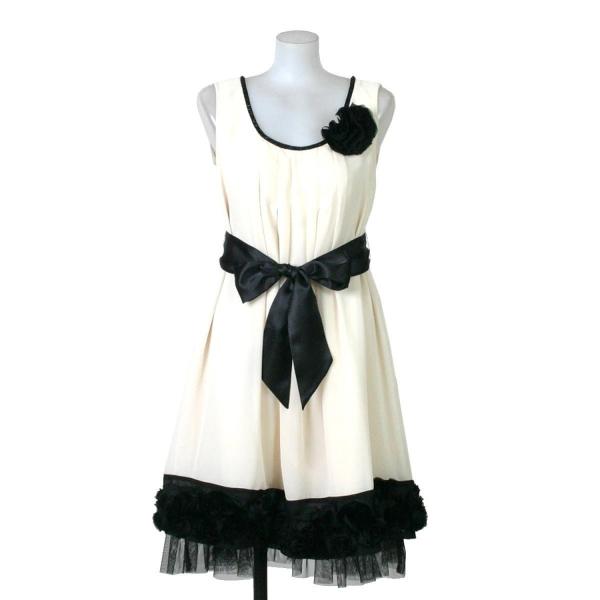 在庫処分 パーティードレス コサージュ付き クリーム色 (11号)