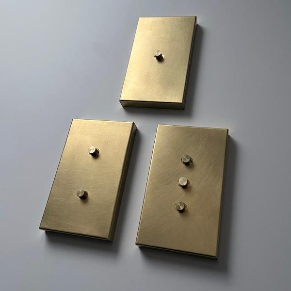 貼るだけスイッチ(adhereswitch) 真鍮 プッシュタイプ