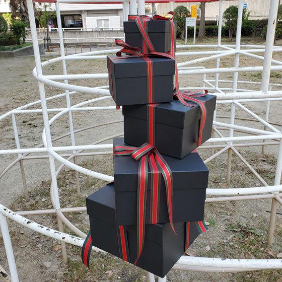 マトリョーシカBOXセット　ブラック　クリスマス用リボン付き