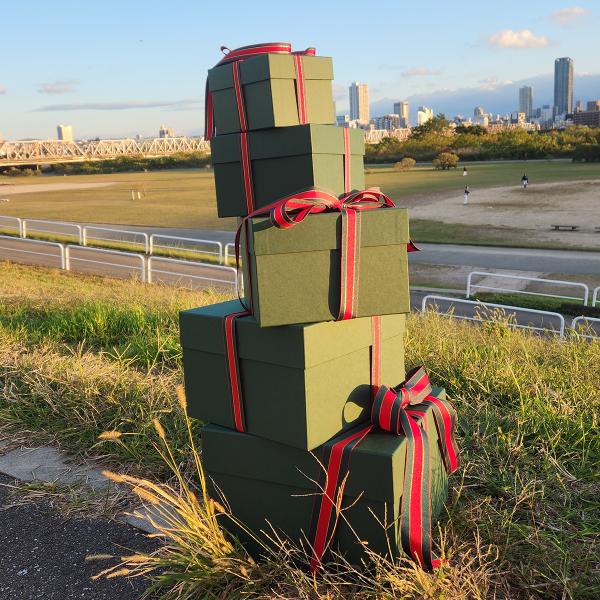 マトリョーシカBOXセット　グリーン　クリスマス用リボン付き