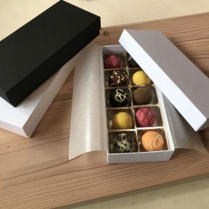 トリュフ10粒用ボックス (リボン無し)