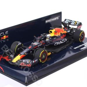 レッドブル（RedBull） MINICHAMPS 1/43スケール レーシング ルノー