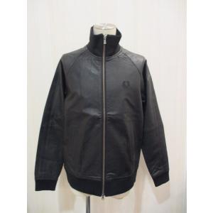 FRED PERRY（フレッドペリー） ソーホー ネオン MA-1 ボンバー